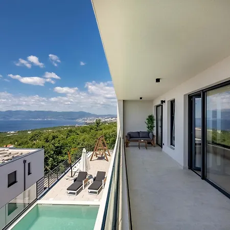 Villa Dujma *