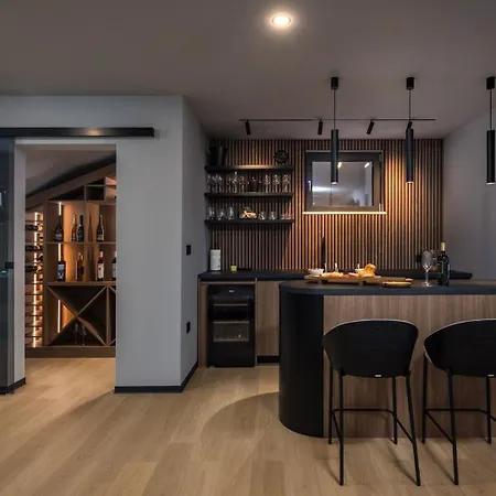 Willa Dujma Kostrena