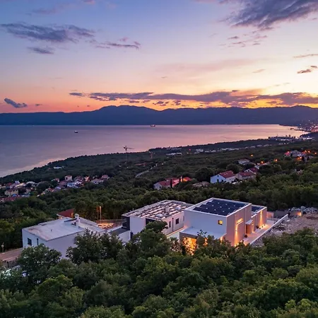 Dujma Villa Kostrena